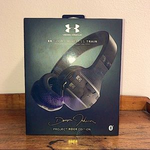 Black and Gold Under Armour Dwayne Johnson Headphones Brand New